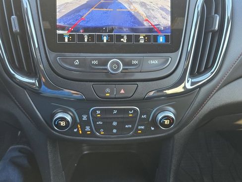 Used 2024 Chevrolet Equinox RS image 20