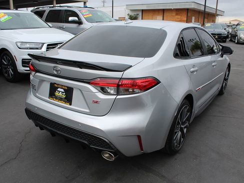 Used 2020 Toyota Corolla SE image 7