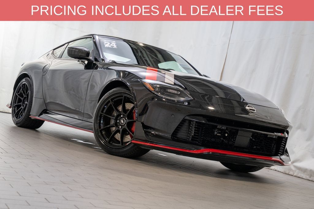Used 2024 Nissan Z NISMO w/ Floor Mat Package RWD image 2