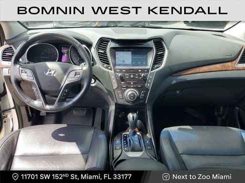 Used 2018 Hyundai Santa Fe SE image 14