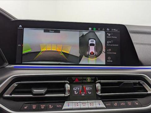 Used 2023 BMW X6 xDrive40i w/ M Sport Package image 28