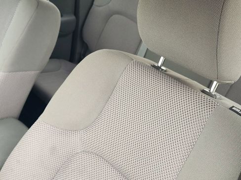 Used 2019 Nissan Frontier SV image 17