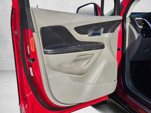 Used 2015 Buick Encore Leather FWD image 10