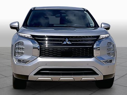 Used 2024 Mitsubishi Outlander SE FWD image 4