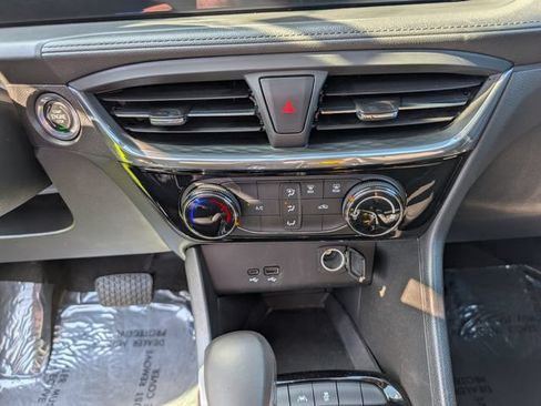 Used 2024 Buick Encore GX Sport Touring FWD image 18