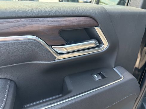 New 2025 GMC Sierra 3500 SLT w/ SLT Convenience Package image 30