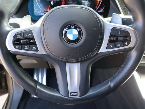 Used 2022 BMW X6 xDrive40i w/ Executive Package AWD/4WD image 11