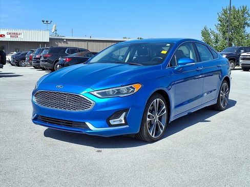 Used 2020 Ford Fusion Titanium image 3