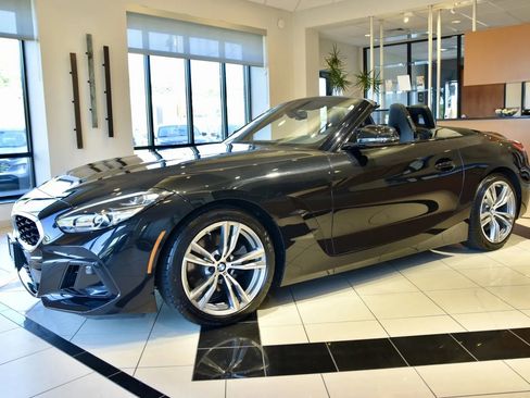 Used 2026 BMW Z4 sDrive30i RWD image 8