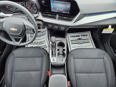 New 2026 Chevrolet Trax LS w/ LS Convenience Package image 11