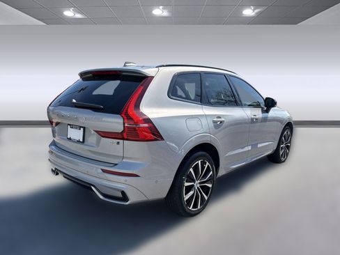 Used 2023 Volvo XC60 B5 Ultimate w/ Climate Package AWD/4WD image 9