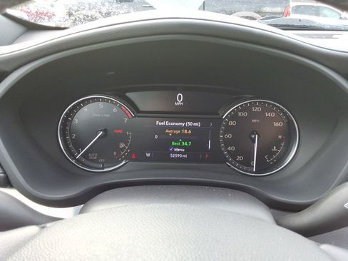 Used 2021 Cadillac XT4 Premium Luxury w/ LPO, Radiant Package image 28