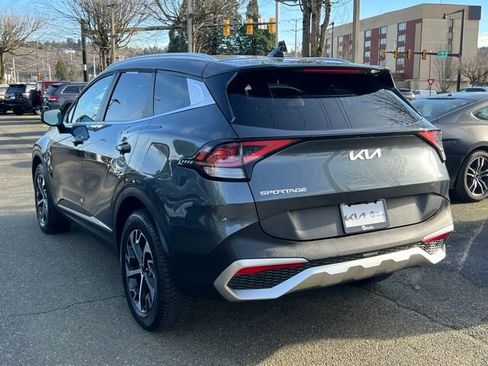 Used 2023 Kia Sportage EX image 7