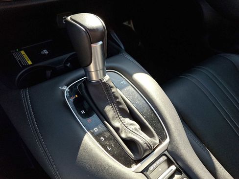 Used 2024 Honda HR-V EX-L image 16