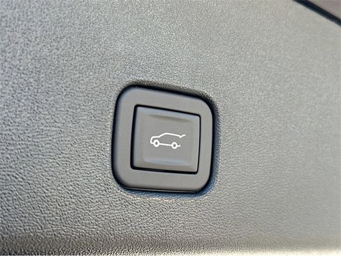 New 2025 Cadillac Optiq Sport 1 image 30