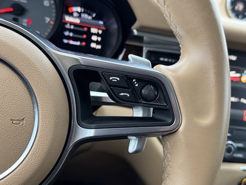 Used 2017 Porsche Macan S image 31