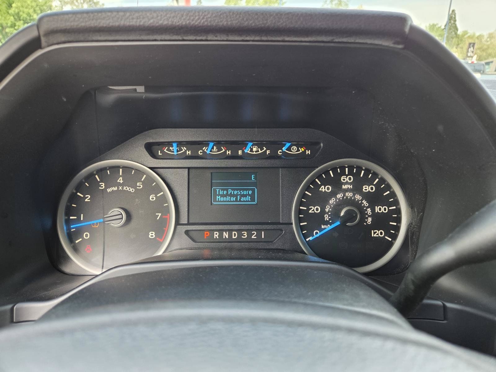 Used 2015 Ford F150 XLT RWD image 27