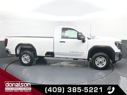New 2025 GMC Sierra 2500 Pro w/ Convenience Package
