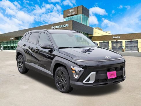 Used 2026 Hyundai Kona SEL Sport FWD image 3