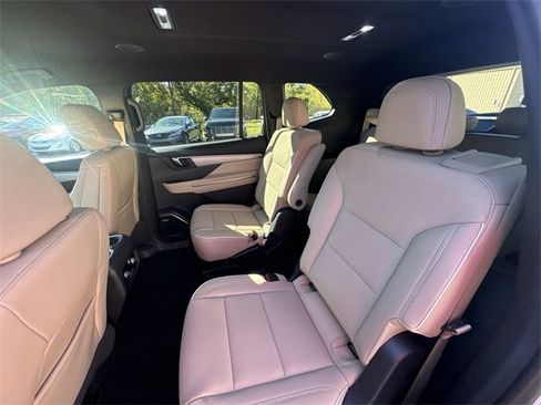 New 2026 Buick Enclave Preferred image 21