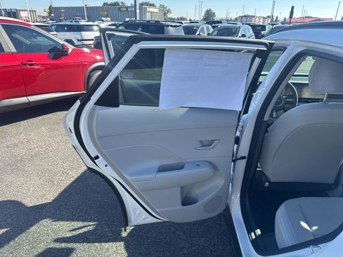 New 2025 Hyundai Kona SEL image 29