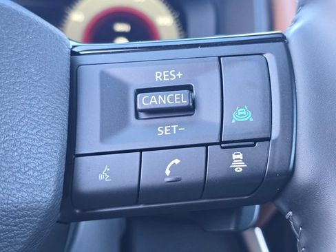 Certified 2025 Nissan Rogue Platinum AWD/4WD image 25