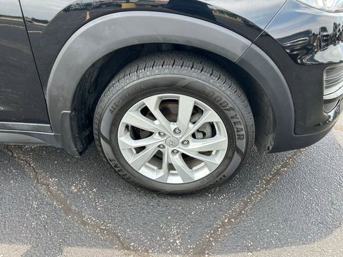 Used 2020 Hyundai Tucson SE FWD image 2