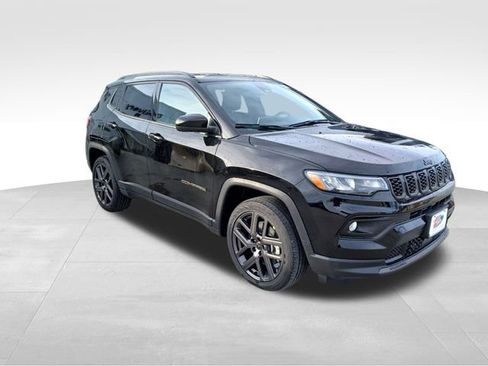New 2026 Jeep Compass Latitude image 7