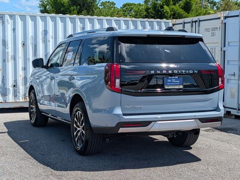 Certified 2025 Ford Expedition Platinum AWD/4WD image 7