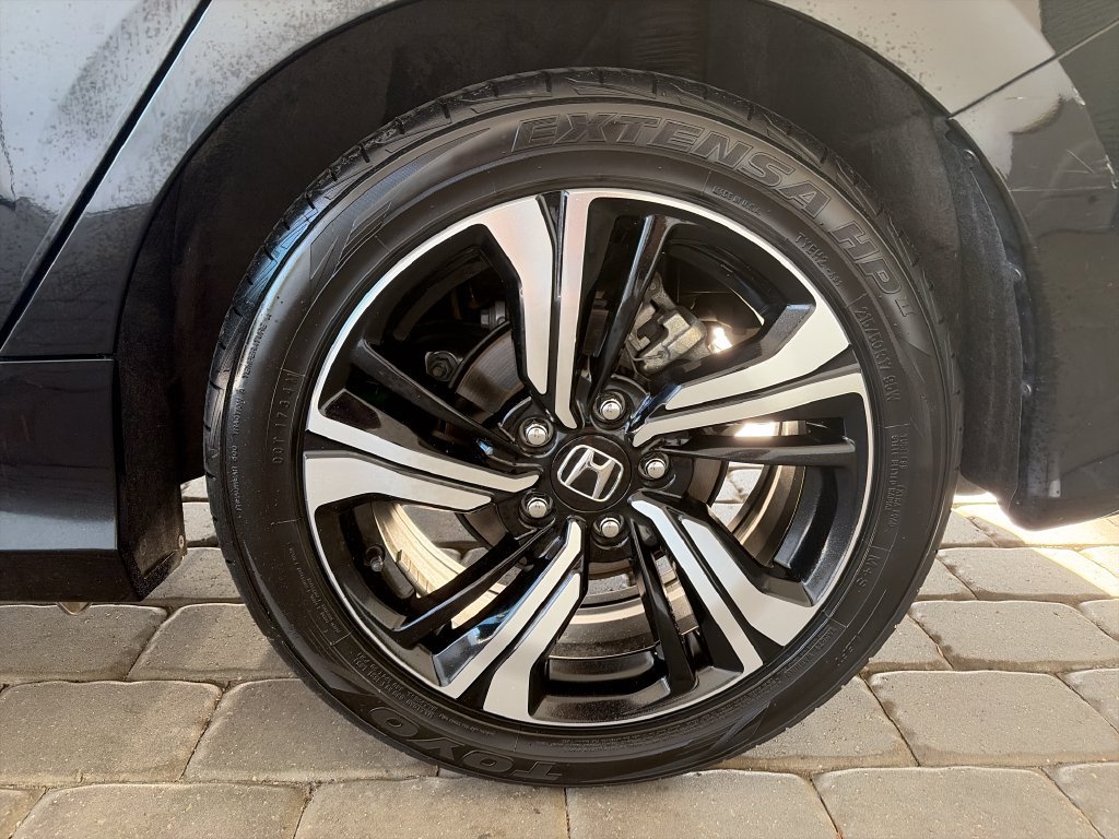 Used 2016 Honda Civic Touring image 38