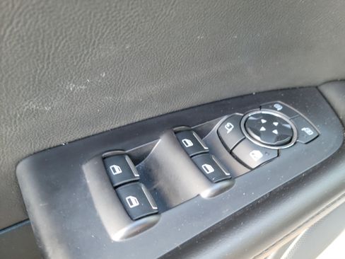 Used 2022 Lincoln Nautilus FWD image 35