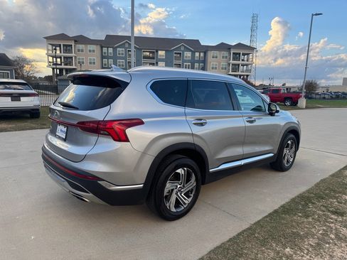 Used 2023 Hyundai Santa Fe SEL w/ Premium Package image 8