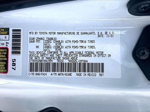 Used 2022 Toyota Tacoma SR RWD image 33