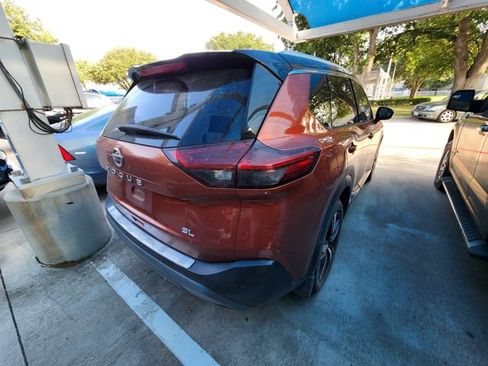 Used 2021 Nissan Rogue SL w/ Premium Package FWD image 6