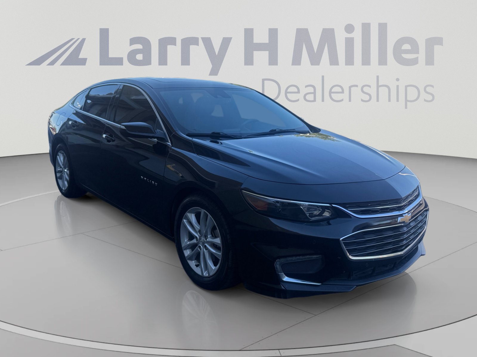 Used 2018 Chevrolet Malibu Hybrid w/ Leather Package FWD image 7