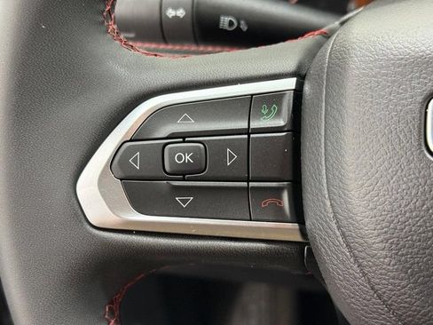 Used 2024 Jeep Compass Trailhawk AWD/4WD image 14
