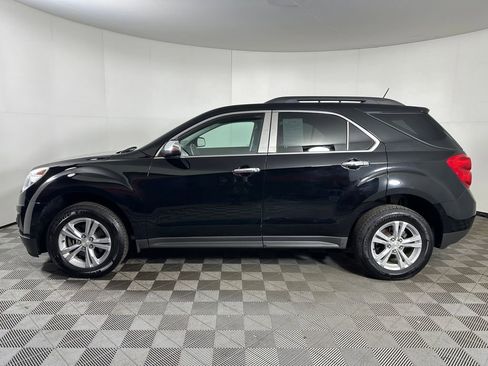 Used 2015 Chevrolet Equinox LT w/ Driver Convenience Package image 2