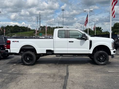 Used 2025 Ford F350 XL w/ STX Appearance Package AWD/4WD image 4