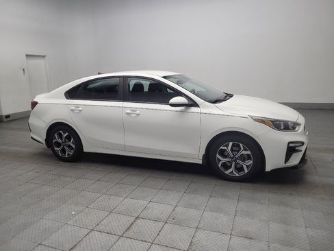 Used 2019 Kia Forte LXS FWD image 11