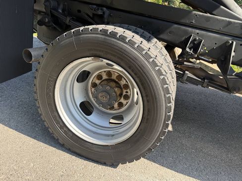Used 2019 RAM 5500 Tradesman AWD/4WD image 25