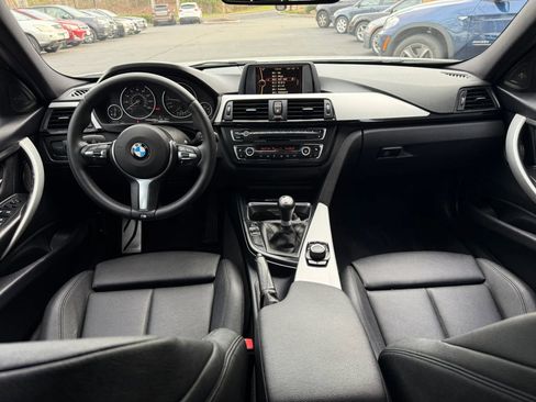 Used 2014 BMW 328i Sedan RWD image 22