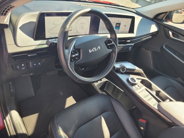 Used 2023 Kia EV6 Wind w/ Wind Technology Package AWD/4WD image 9
