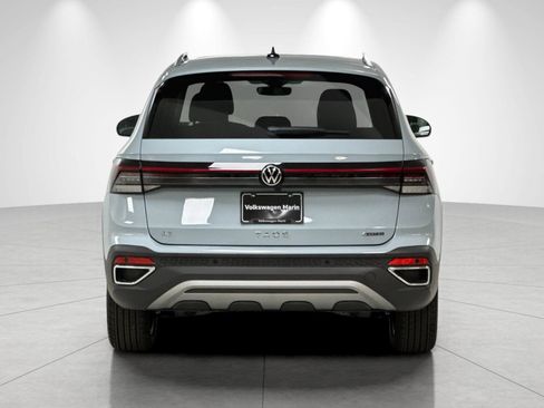 New 2026 Volkswagen Taos SE AWD/4WD image 4