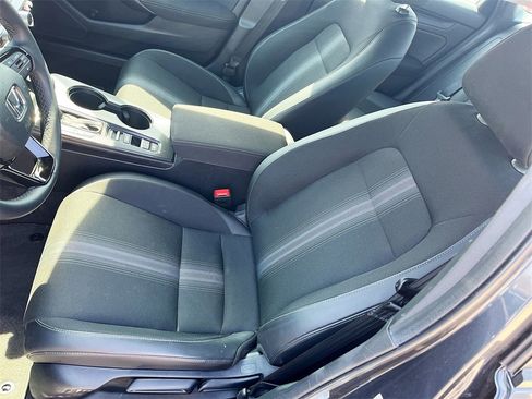 Used 2025 Honda Civic Sport image 18