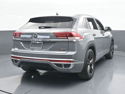 Used 2022 Volkswagen Atlas Cross Sport SEL R-Line image 5
