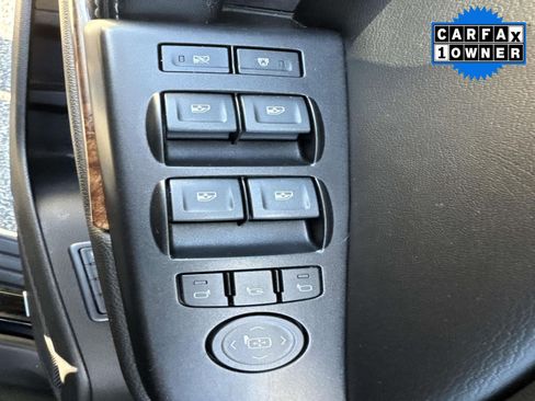 Used 2018 Chevrolet Tahoe Premier image 21