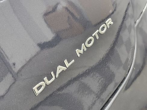Used 2019 Tesla Model S Long Range AWD/4WD image 10