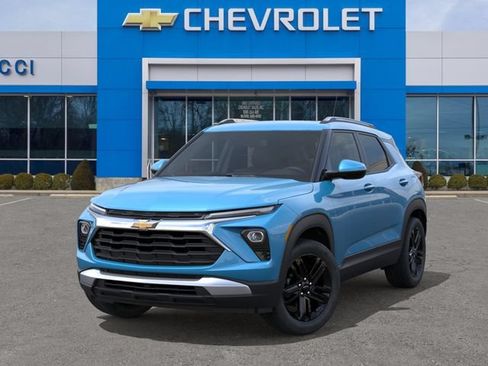 New 2026 Chevrolet TrailBlazer LT w/ Midnight Edition FWD image 6