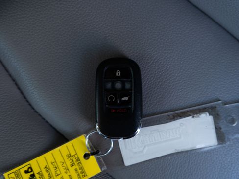 Certified 2024 Honda Pilot Touring image 48