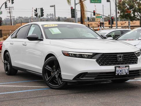 Used 2023 Honda Accord Sport image 1